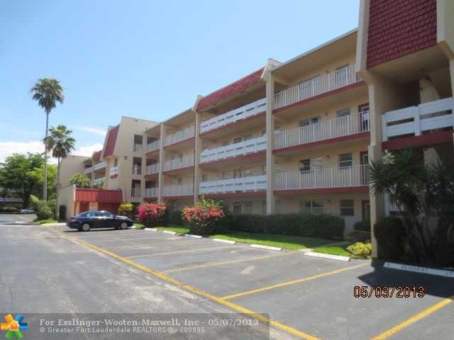 1025 COUNTRY CLUB DR # 109, Pompano Beach, FL 33063