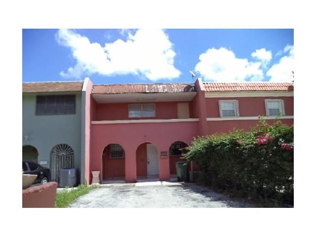 6895 W 2 LN # 6895, Hialeah, FL 33014