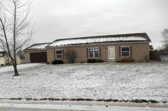 1139 E Lantern Rd, Warsaw, IN 46582