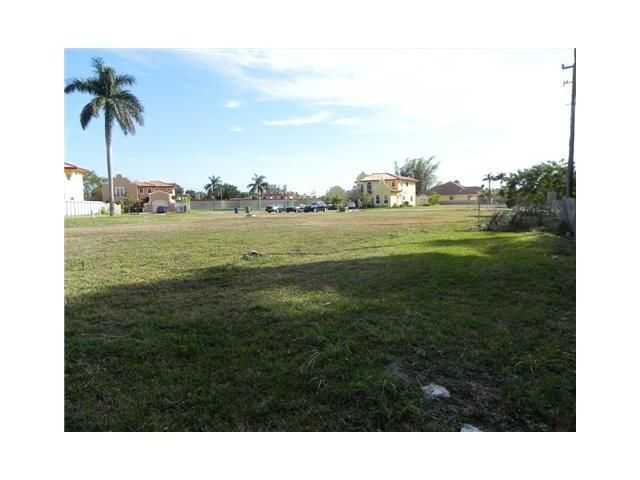 501 NE 152 ST, Miami, FL 33161