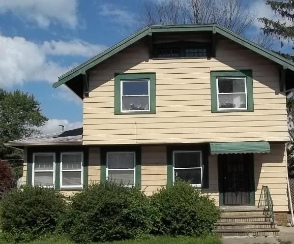 1505 Blossom Park Ave, Lakewood, OH 44107