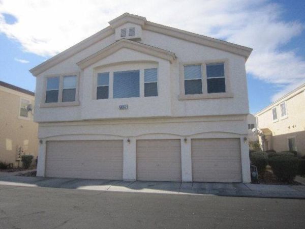 6067 Dry Bed St 101, Henderson, NV 89011