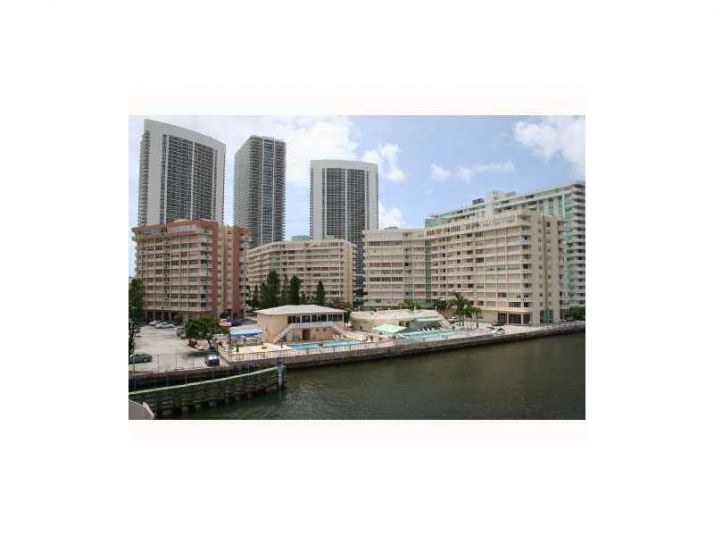 1825 OCEAN DR # 406, Hallandale, FL 33009