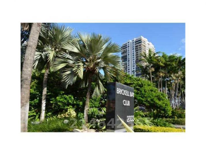 2333 BRICKELL AV # 302, Miami, FL 33129