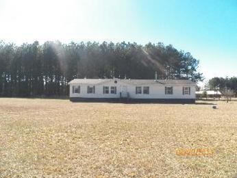 1257 Gator Lake Rd, Manning, SC 29102