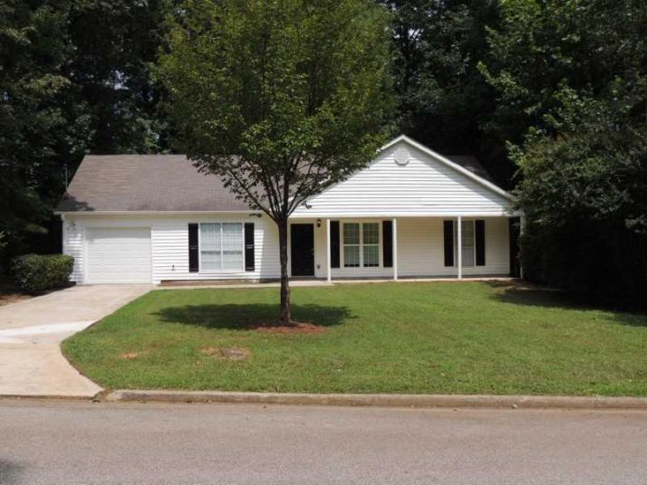 3300 Canterbury Trail, Rex, GA 30273