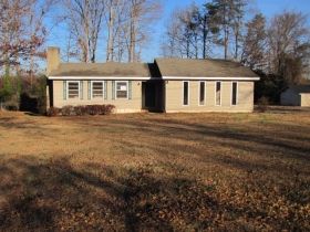 113 Ashland Ter, Boiling Springs, SC 29316