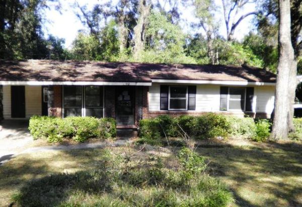 1102 Tanner Dr, Tallahassee, FL 32305