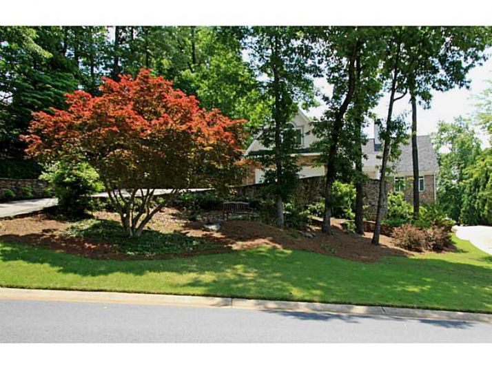 615 Brisbaine Manor, Alpharetta, GA 30022