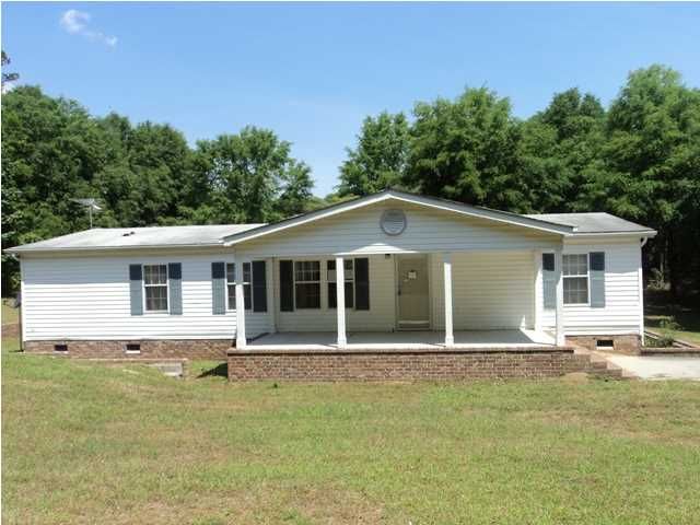 1444 Scott Lake Rd, Summerton, SC 29148