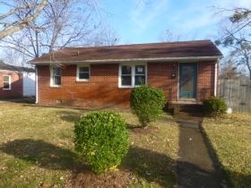 118 Kerlin Rd, Newport News, VA 23601