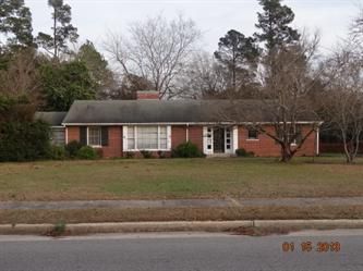 25 S. Dukes St, Summerton, SC 29148