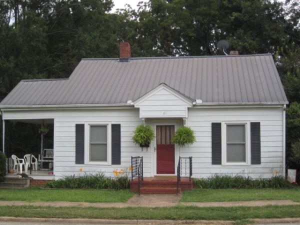 102 Magazine Street, Abbeville, SC 29620