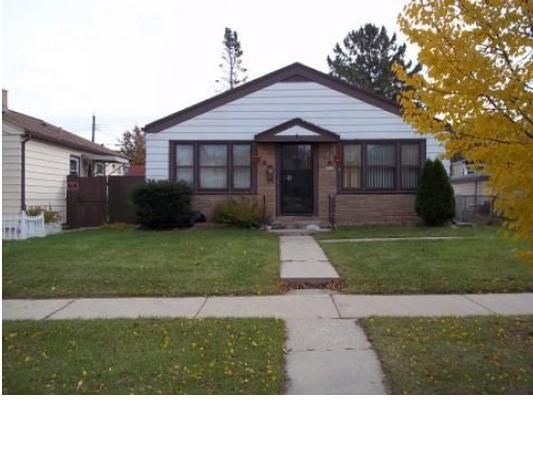 4530 N 75th St, Milwaukee, WI 53218