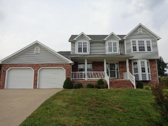 6916 Stonebridge Park Dr, Jefferson City, MO 65109