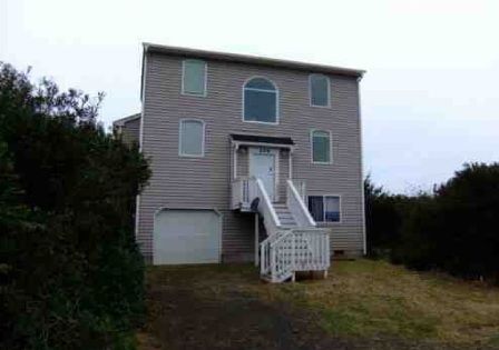 109 Sand Dune Avenue NW, Ocean Shores, WA 98569