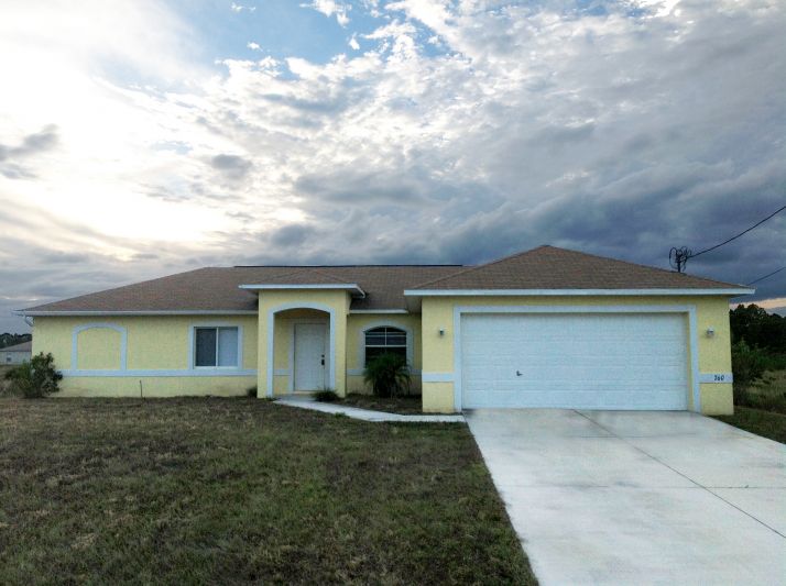 760 Knox Ave S, Lehigh Acres, FL 33974
