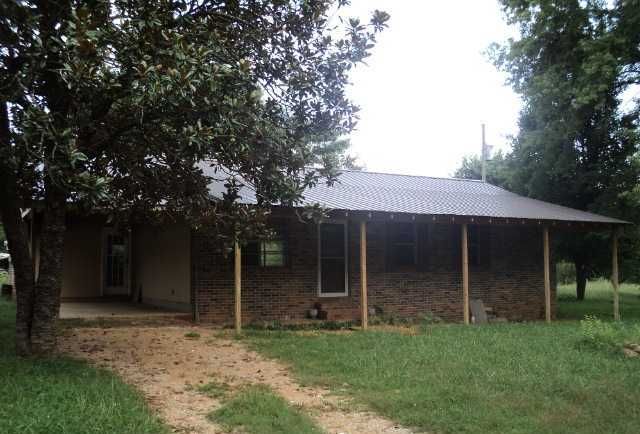 892 County Rd 441, Hillsboro, AL 35643