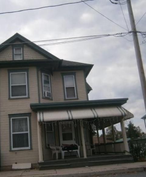 113 S Carlisle St, Greencastle, PA 17225