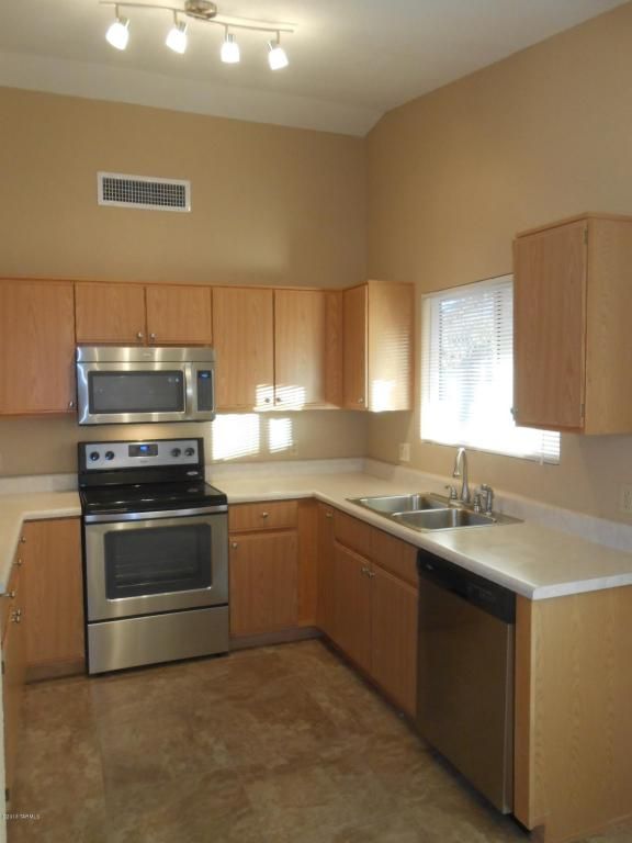 8970 E Weyburn, Tucson, AZ 85730