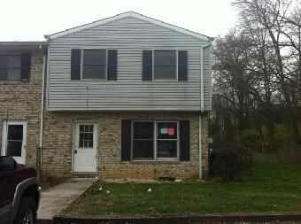 622 Victoria Dr, Greencastle, PA 17225