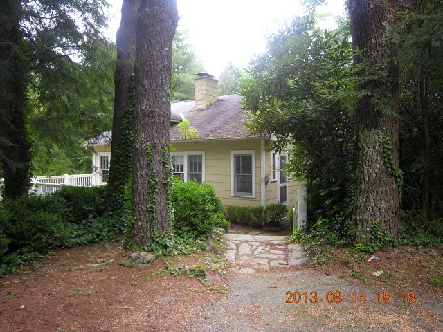 1264 S 4th St, Highlands, NC 28741