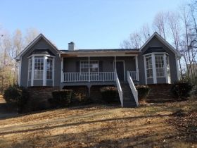 462 Altamont Dr, Pleasant Grove, AL 35127