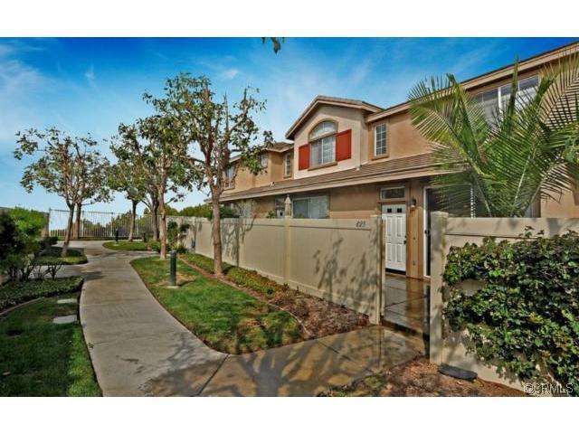 825 S Taos Way, Anaheim, CA 92808