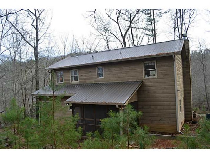 678 Villa Drive, Ellijay, GA 30540