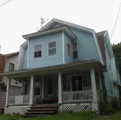 33 Wales St, Waterbury, CT 06705