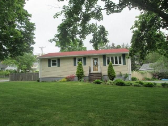 2 Bexley Drive, Hudson, MA 01749