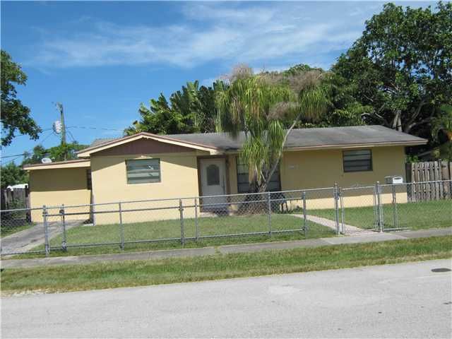 17761 SW 113 AV, Miami, FL 33157