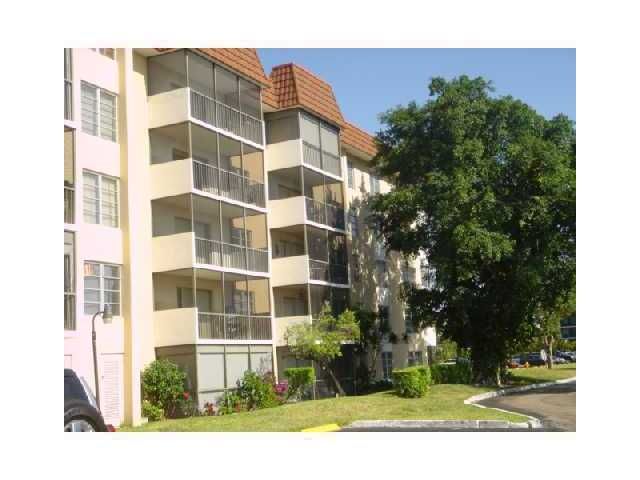 4170 Inverrary Dr # 105, Fort Lauderdale, FL 33319