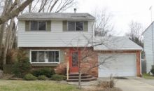 638 Elizabeth St Milford, MI 48381