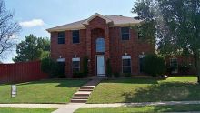 2784 Summertree Dr Carrollton, TX 75006