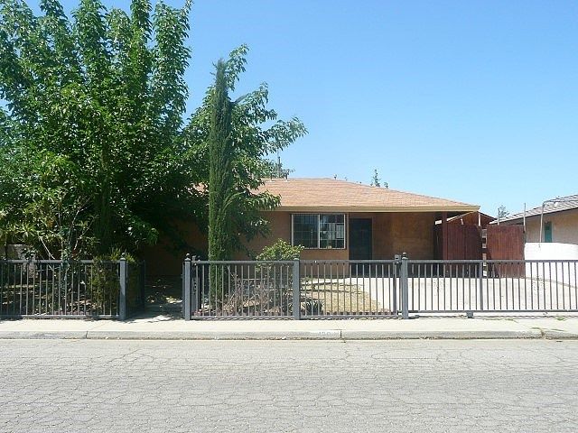 430 Fifth Avenue, Arvin, CA 93203