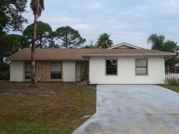 1330 Mann Ave Nw, Palm Bay, FL 32907