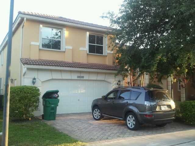 13232 SW 49TH CT, Hollywood, FL 33027