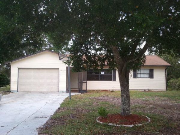 12387 Seagate St, Spring Hill, FL 34609