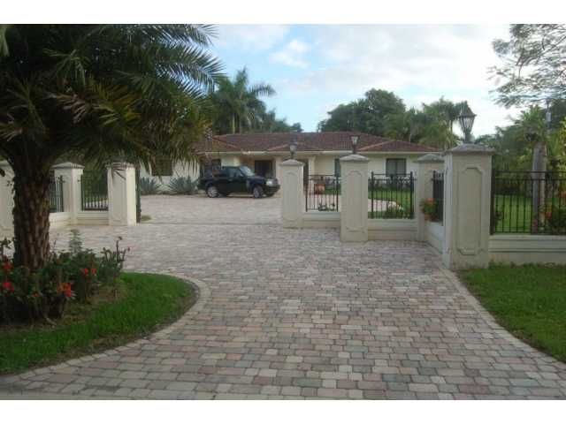 12301 SW 240 ST, Homestead, FL 33032