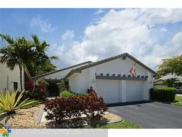 2052 MONTPELIAR, Fort Lauderdale, FL 33326