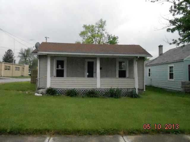 2925 S Mulberry St, Muncie, IN 47302