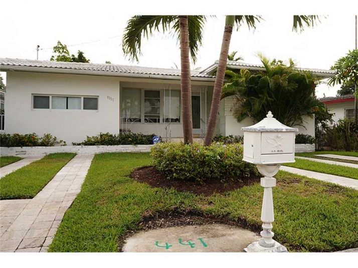 9357 DICKENS AV, Miami Beach, FL 33154