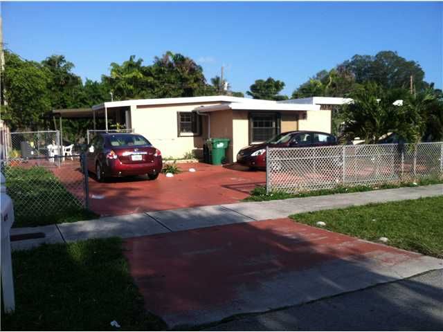 4701 SW 100 CT, Miami, FL 33165