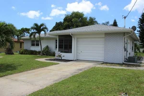 3104 Se 11th Ave, Cape Coral, FL 33904