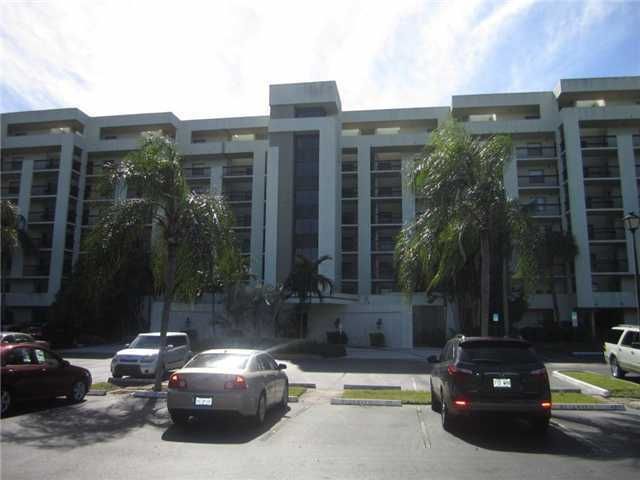 7050 NW 44TH ST # 207, Fort Lauderdale, FL 33319