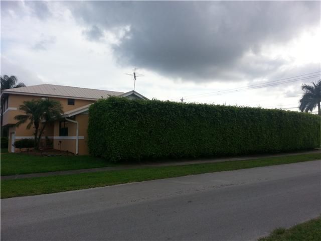 29740 SW 166 CT, Homestead, FL 33033