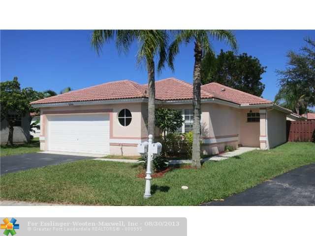 3351 NW 78TH AVE, Pompano Beach, FL 33063