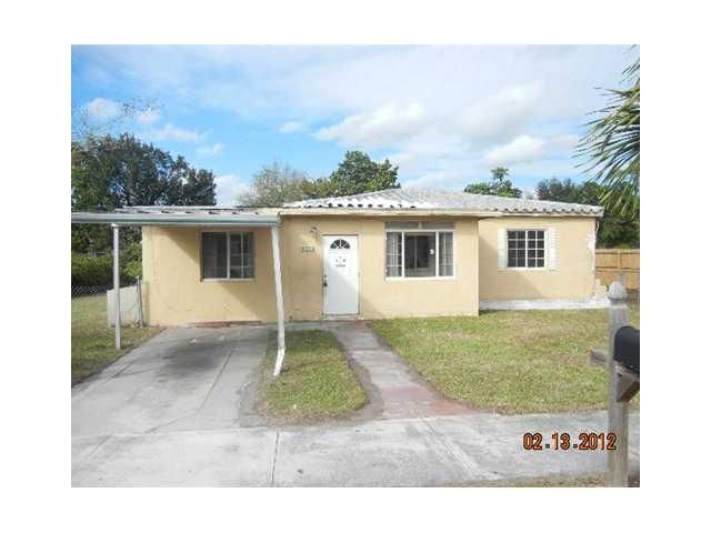 2381 NW 99 ST, Miami, FL 33147