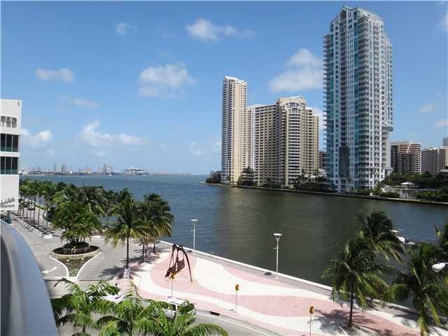 300 S BISCAYNE BLVD # L-414, Miami, FL 33131